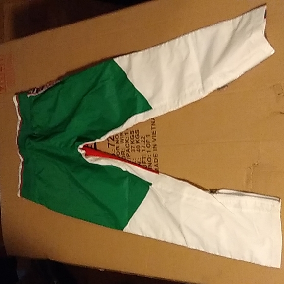 Trackpants - Picture 2 of 3